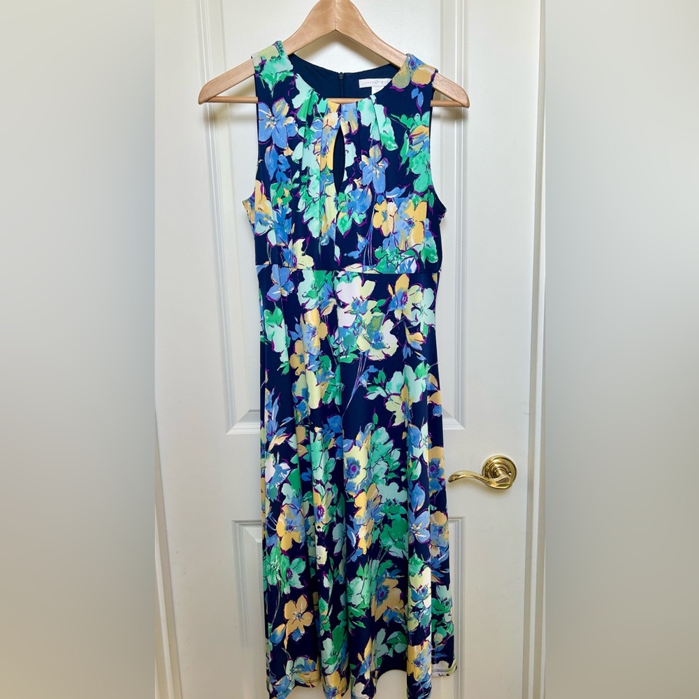 London Times Sleeveless Dress